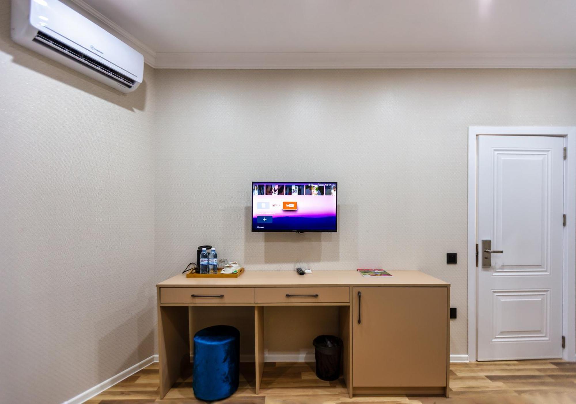 Hillside City Center Hotel Баку Экстерьер фото