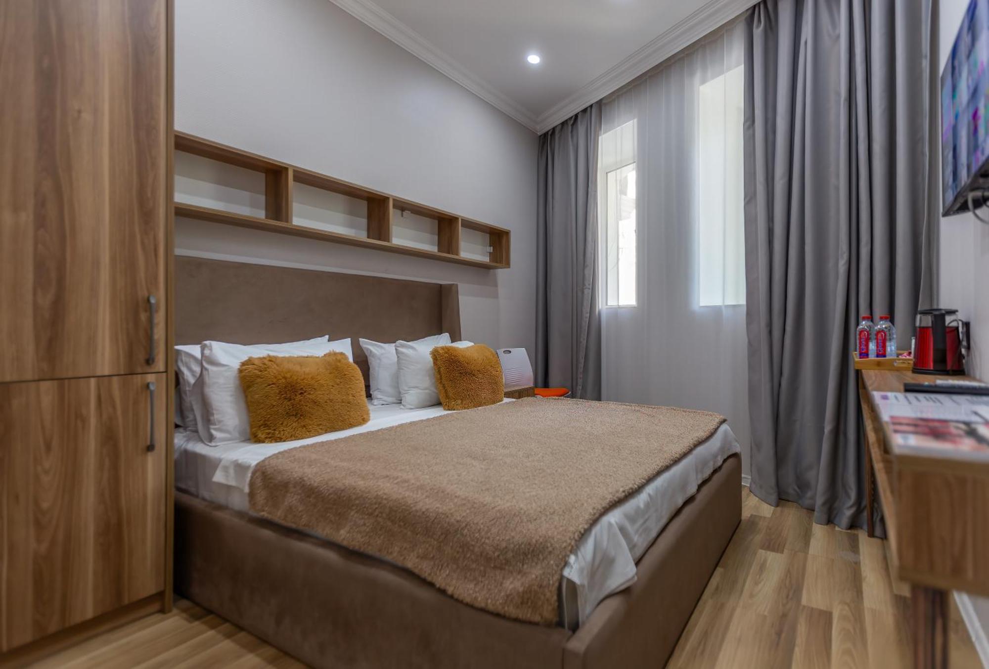 Hillside City Center Hotel Баку Экстерьер фото