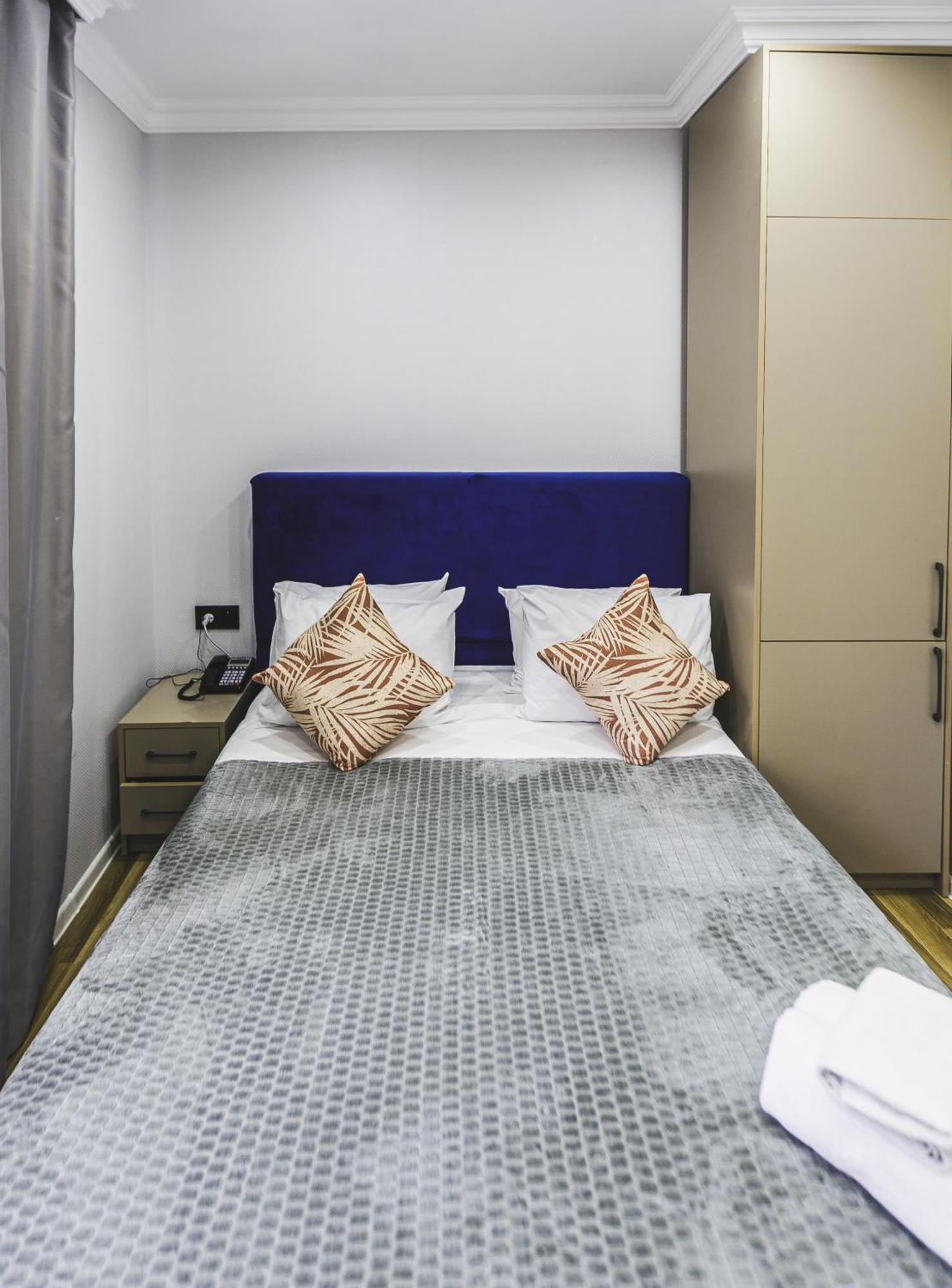 Hillside City Center Hotel Баку Экстерьер фото